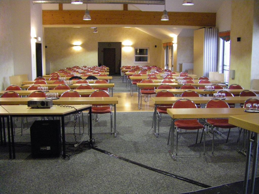 Euroville Jugend- Und Sporthotel Naumburg  Luaran gambar