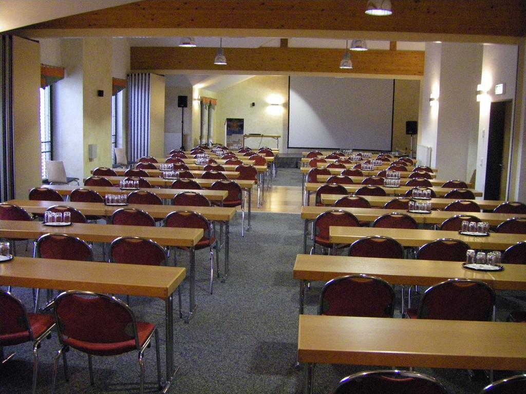 Euroville Jugend- Und Sporthotel Naumburg  Luaran gambar