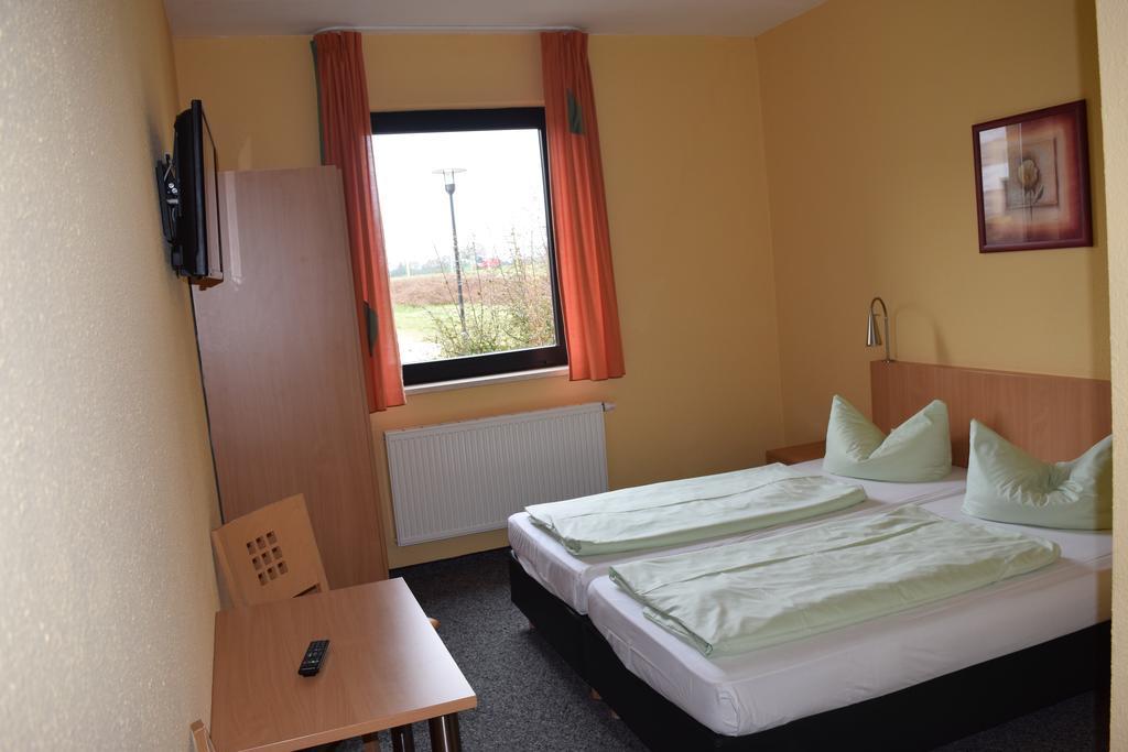 Euroville Jugend- Und Sporthotel Naumburg  Luaran gambar