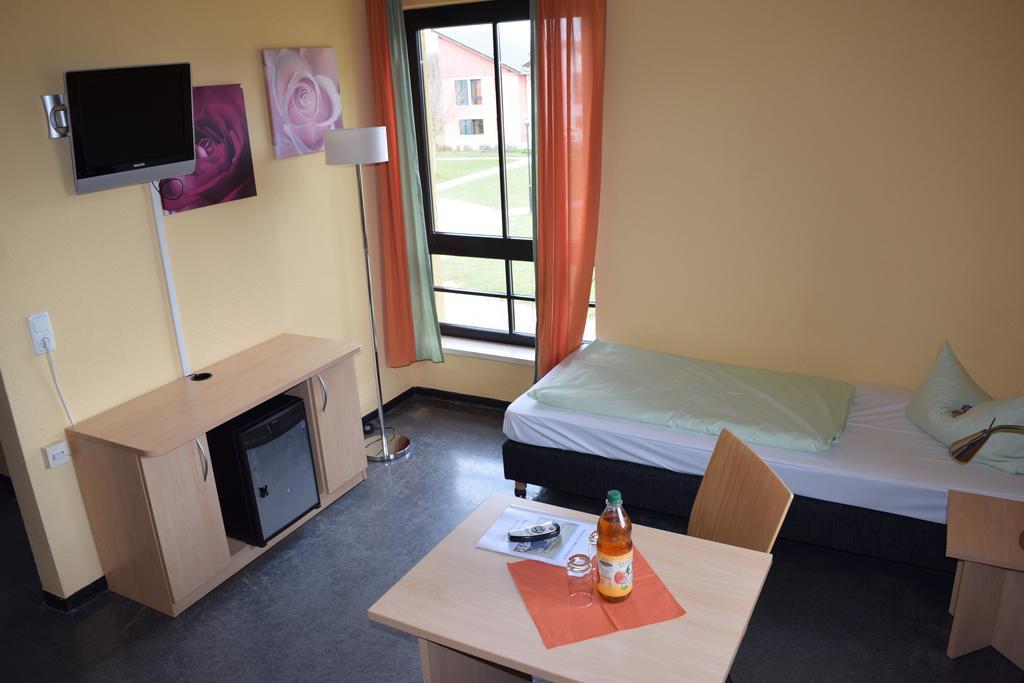 Euroville Jugend- Und Sporthotel Naumburg  Luaran gambar