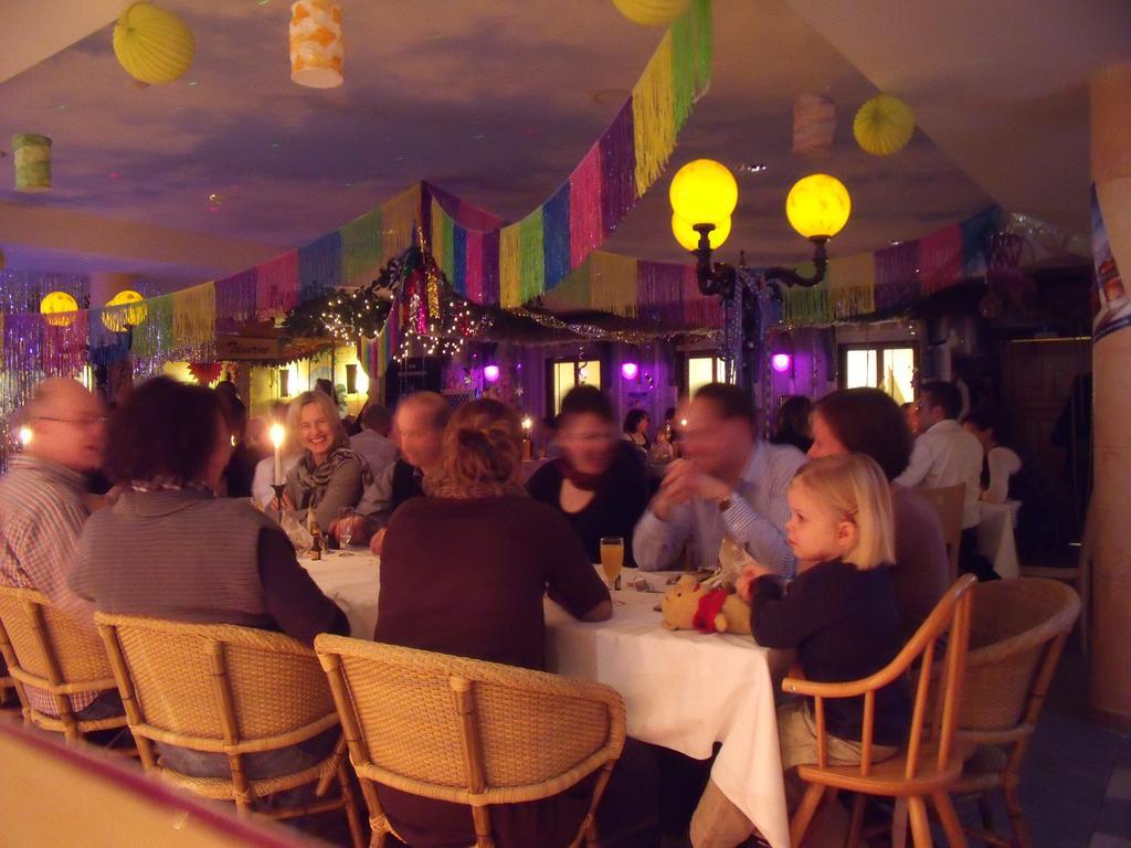 Euroville Jugend- Und Sporthotel Naumburg  Luaran gambar