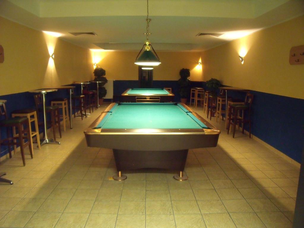 Euroville Jugend- Und Sporthotel Naumburg  Luaran gambar