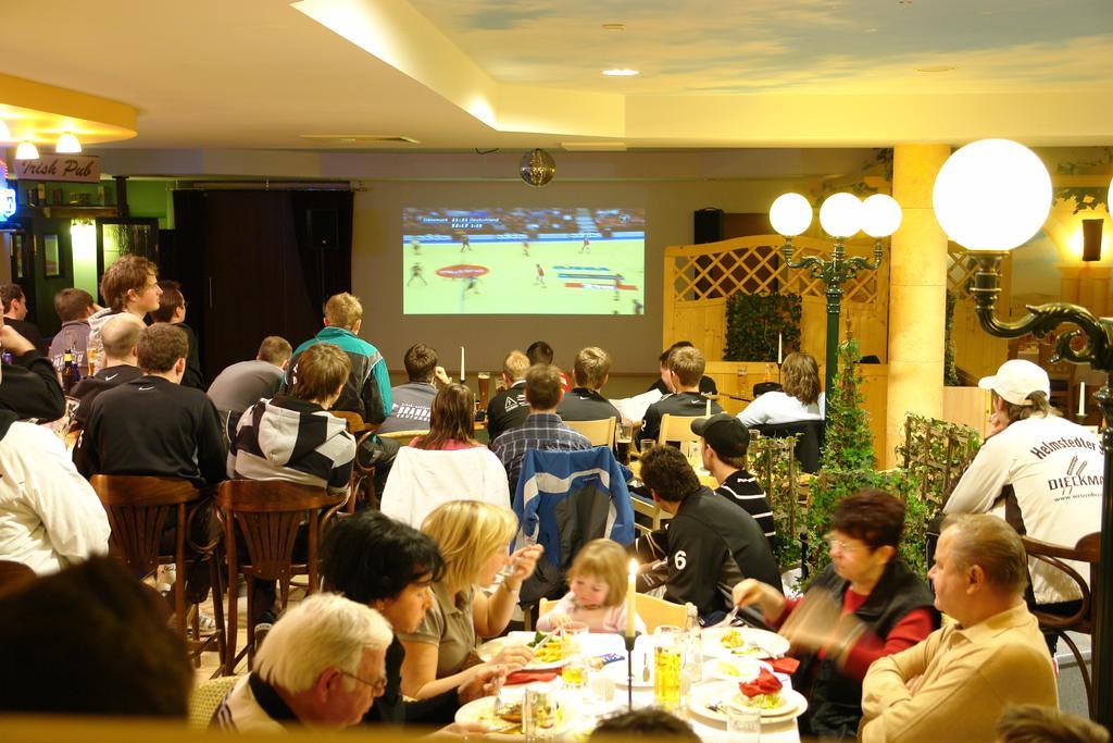 Euroville Jugend- Und Sporthotel Naumburg  Luaran gambar