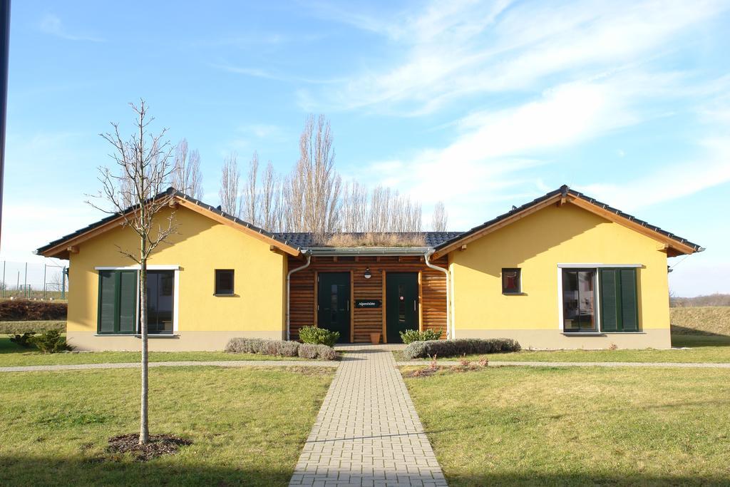 Euroville Jugend- Und Sporthotel Naumburg  Luaran gambar
