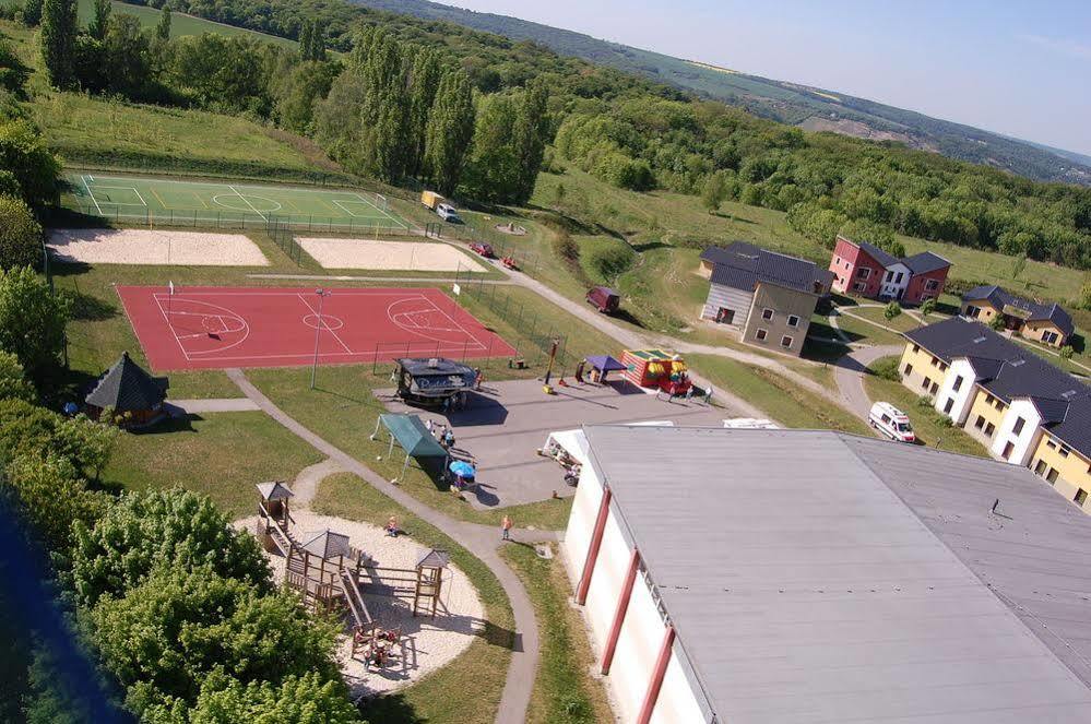 Euroville Jugend- Und Sporthotel Naumburg  Luaran gambar