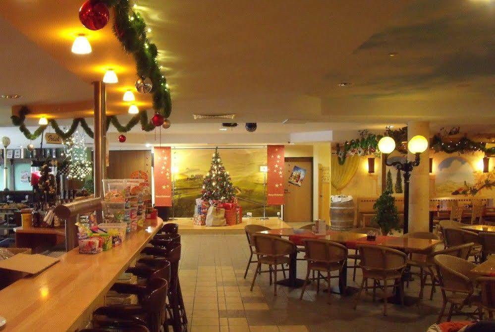 Euroville Jugend- Und Sporthotel Naumburg  Luaran gambar